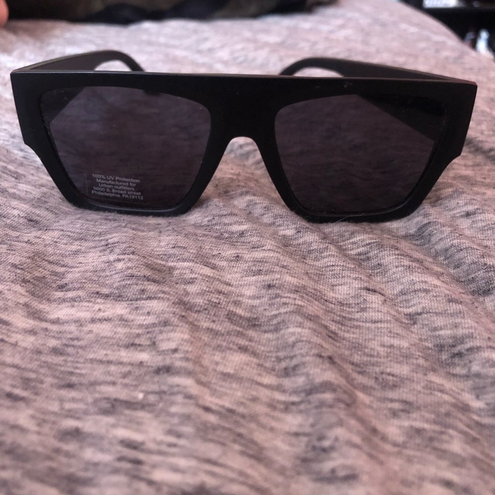 Urban outfitters glasses